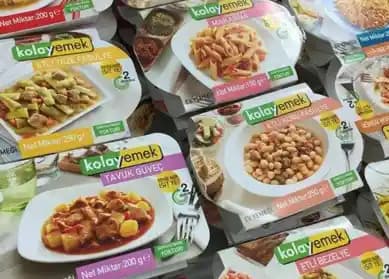 Hazır Yemekler: Günümüz Yaşamında Pratiklik ve Çeşitli Seçenekler