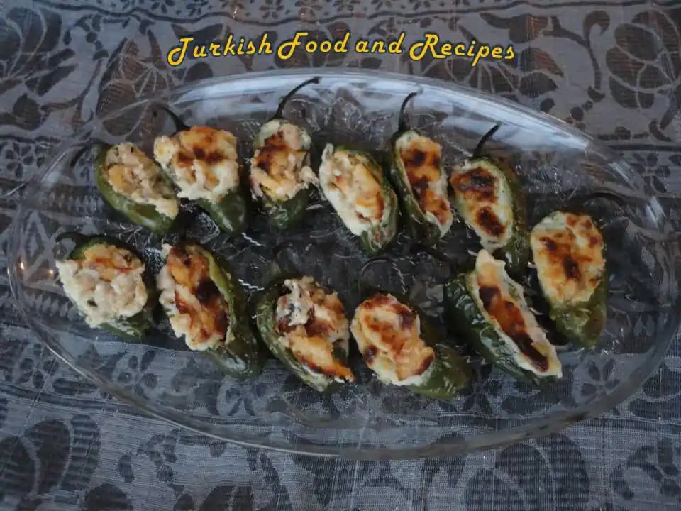 Jalapeno Peynirli Lezzetler: Tat ve Aromanın Buluşması Peynir Severler İçin İdeal Bir Seçenek