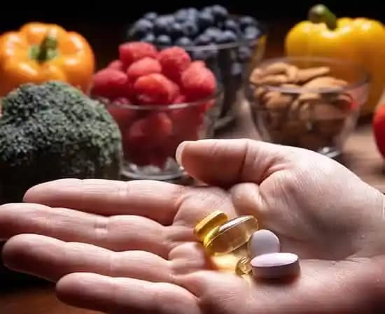 Kemikleri Güçlendiren Vitamin ve Takviyeler: Sağlıklı Kemikler İçin Bilmeniz Gerekenler