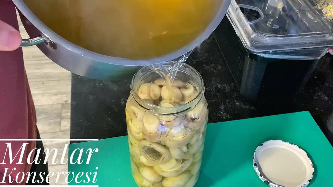 Mantar Konservesi Nasıl Yapılır: Adım Adım Evde Mantar Saklama Yöntemleri