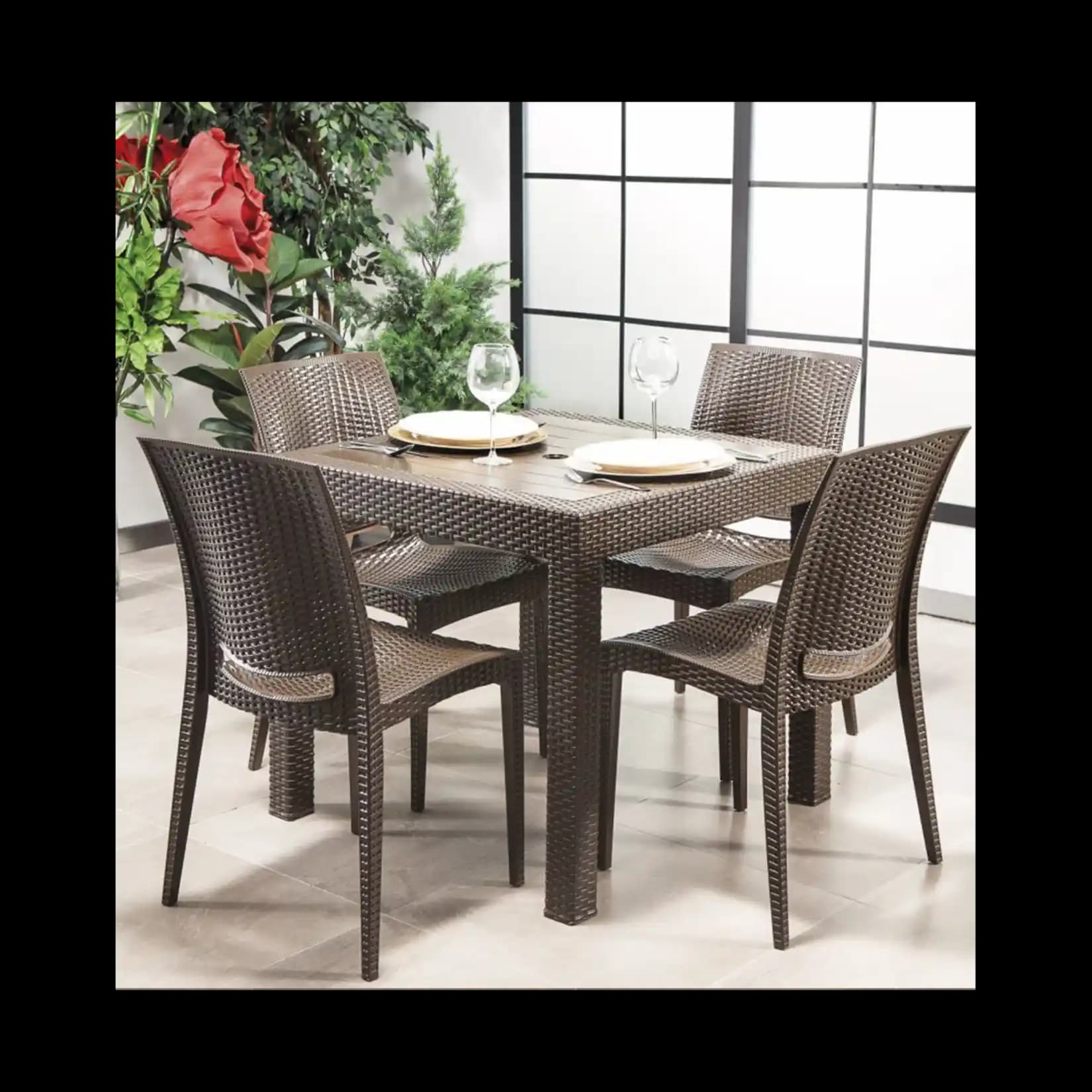 Migros'ta Rattan Masa Seçenekleri ve Ev Dekorasyonunda Güncel Trendler