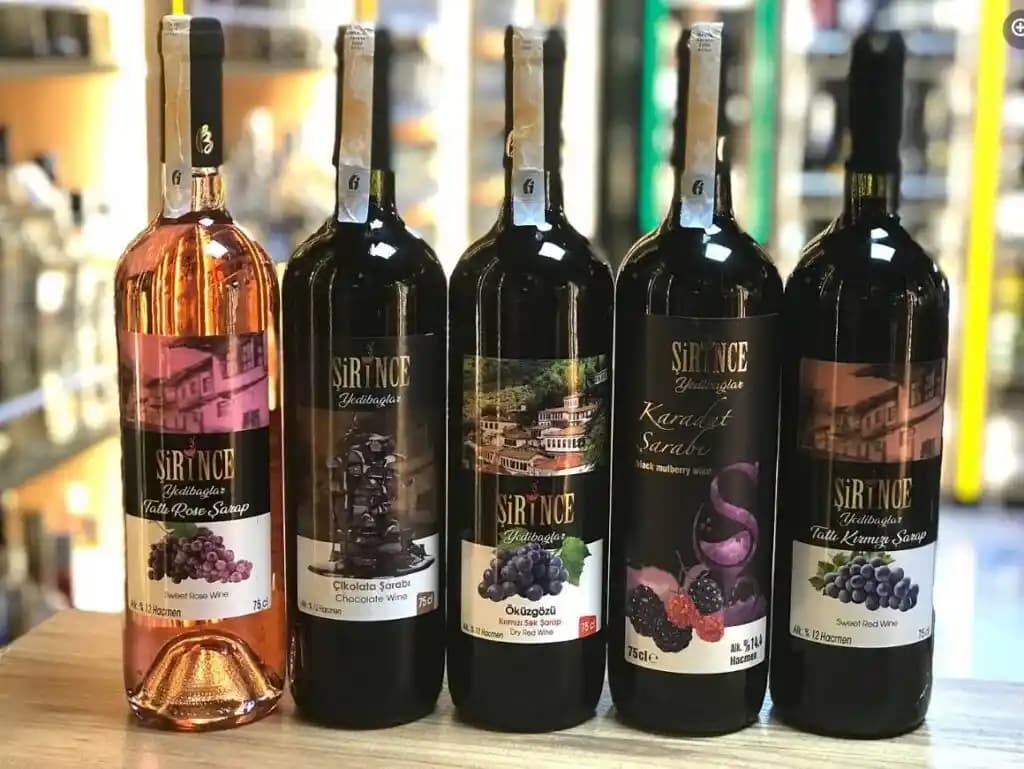 Migros'ta Senfoni Şarap: Uygun Fiyatlı ve Çeşitli Seçenekler ile Günlük Tüketim ve Özel Anlar
