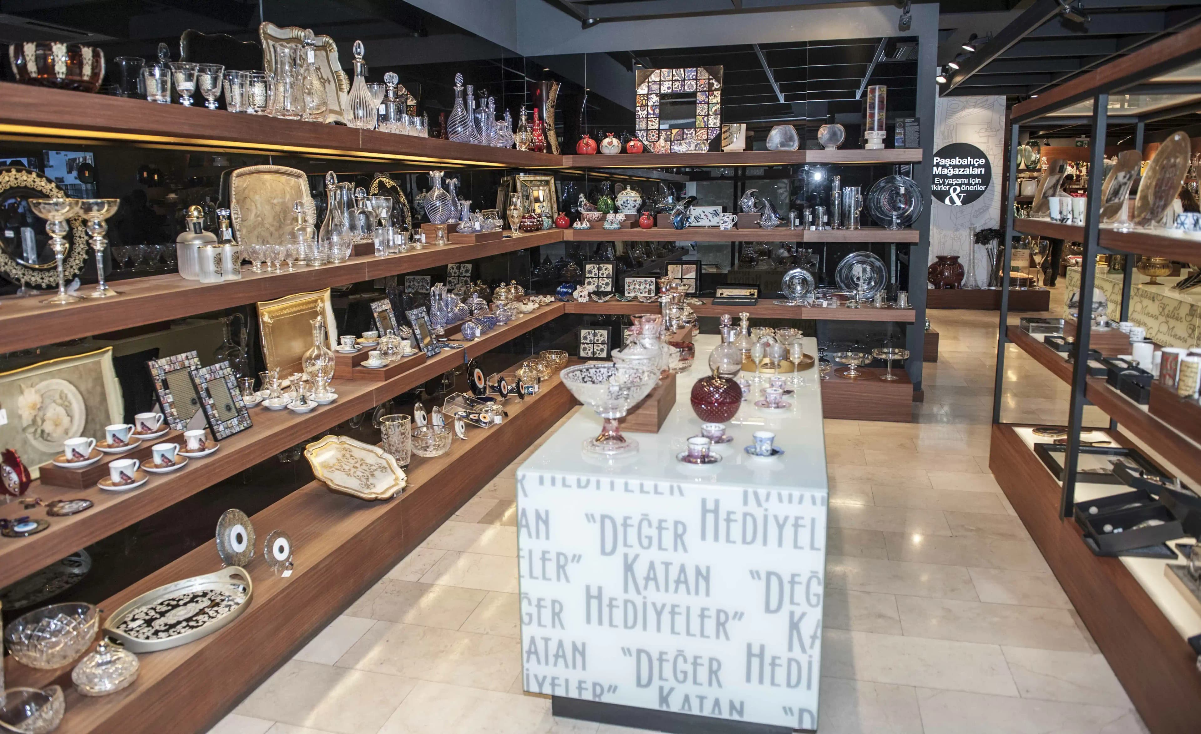 Paşabahçe Mağazaları: Cam ve Seramik Ürünlerle Ev Dekorasyonunda Güvenilir Seçenekler