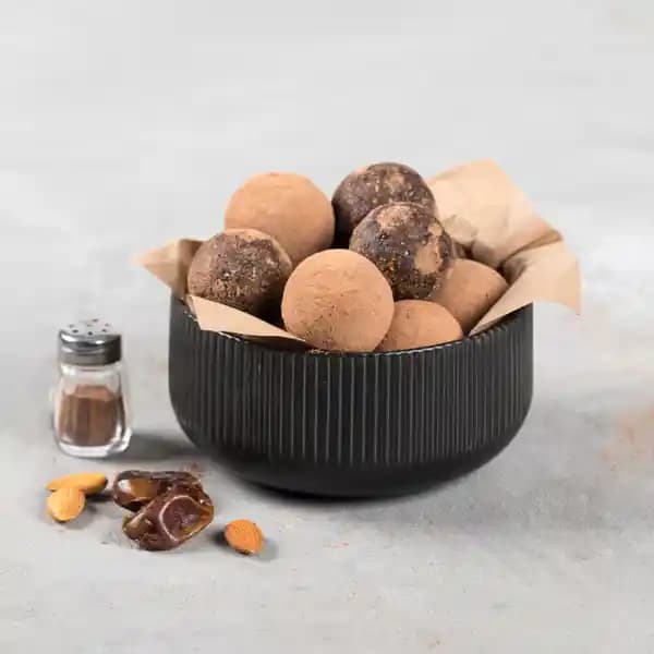 Şekersiz Hurma: Sağlıklı Beslenme İçin Doğal Tatlandırıcı ve Alternatifler