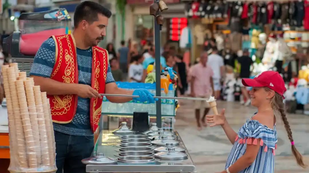 Violeta Dondurma: Türkiye'nin Sevilen Geleneksel ve Kaliteli Tatlı Seçeneği