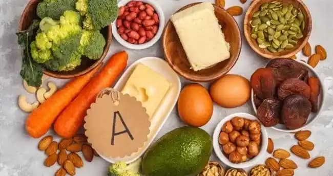 Vitaminlerin Sağlıklı Yaşamda Önemi ve Kaynakları Hakkında Kapsamlı Bilgi
