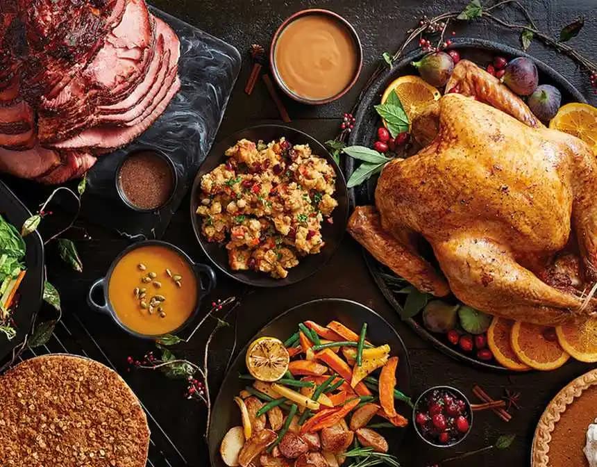 Aldi ve Costco Şükran Günü Yemek Paketleri: İçerik, Fiyat ve Tüketici Değerlendirmeleri