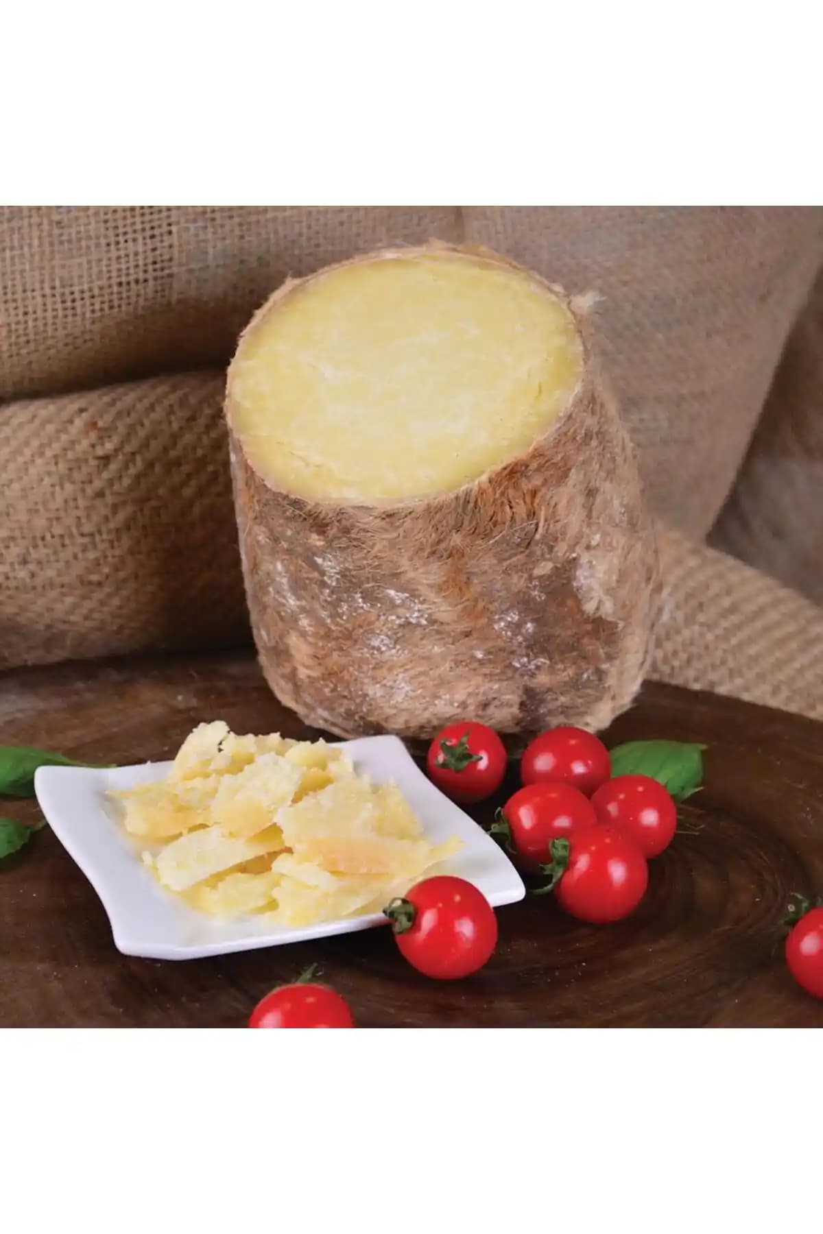 Divle Obruğu Tulumu Peyniri: Organik, Geleneksel Üretim ve Mikrobiyolojik Özellikler