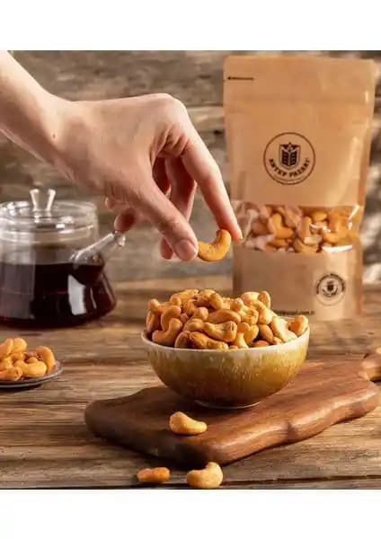 Antep Pazarı Yağsız Tuzsuz Kaju 500 Gram Sağlıklı Atıştırmalık Seçeneği