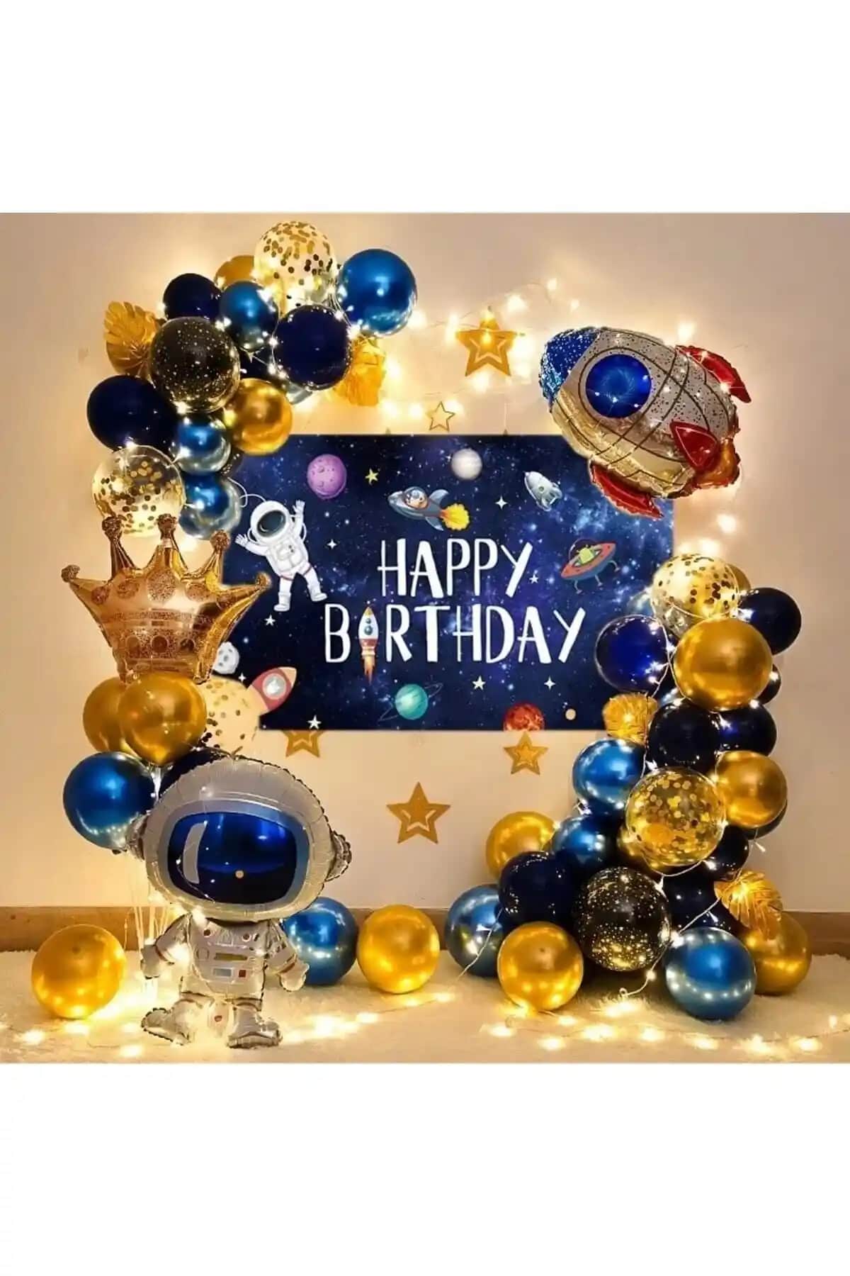 Balon Setleri Karşılaştırması: Uzay Temalı ve Krom Gümüş Balon Zinciri Seçenekleri