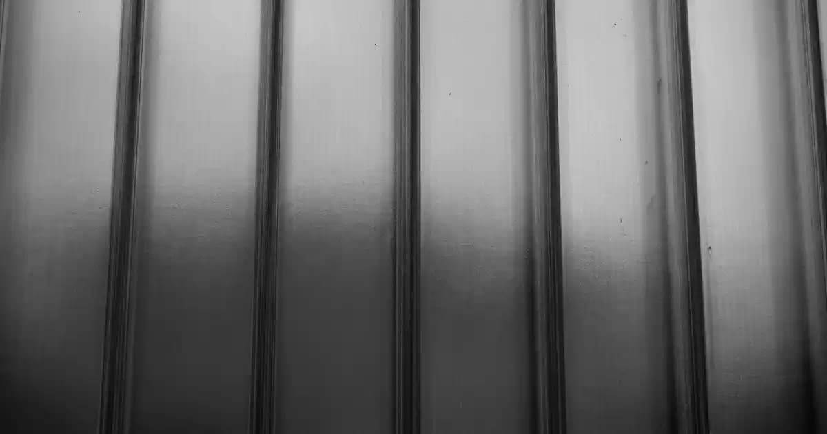 Süpermarketlerde Motosiklet Çizimi: Çocuklar ve Yetişkinler İçin Eğlenceli ve Yaratıcı Faaliyetler