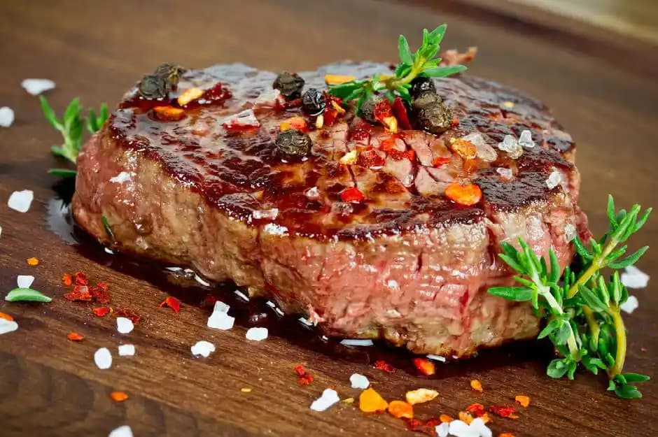 Ekonomik ve Lezzetli Sığır Eti Tarifleri: Kızartma ve Biftek Dışında Alternatifler