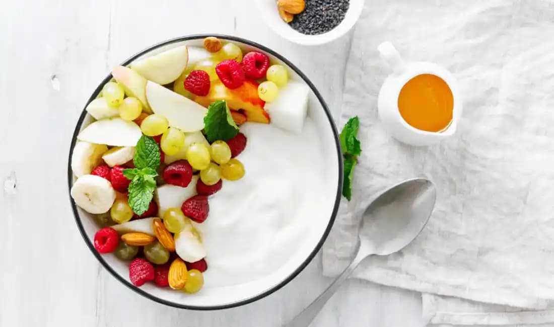 Gece Geç Saatlerde Sindirimi Kolay ve Sağlıklı Atıştırmalık Seçenekleri