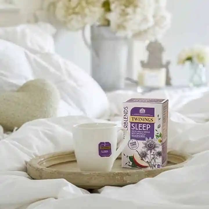 Sabahları Tüketilebilecek Kafeinsiz Sağlıklı Sıcak İçecek Alternatifleri ve Faydaları