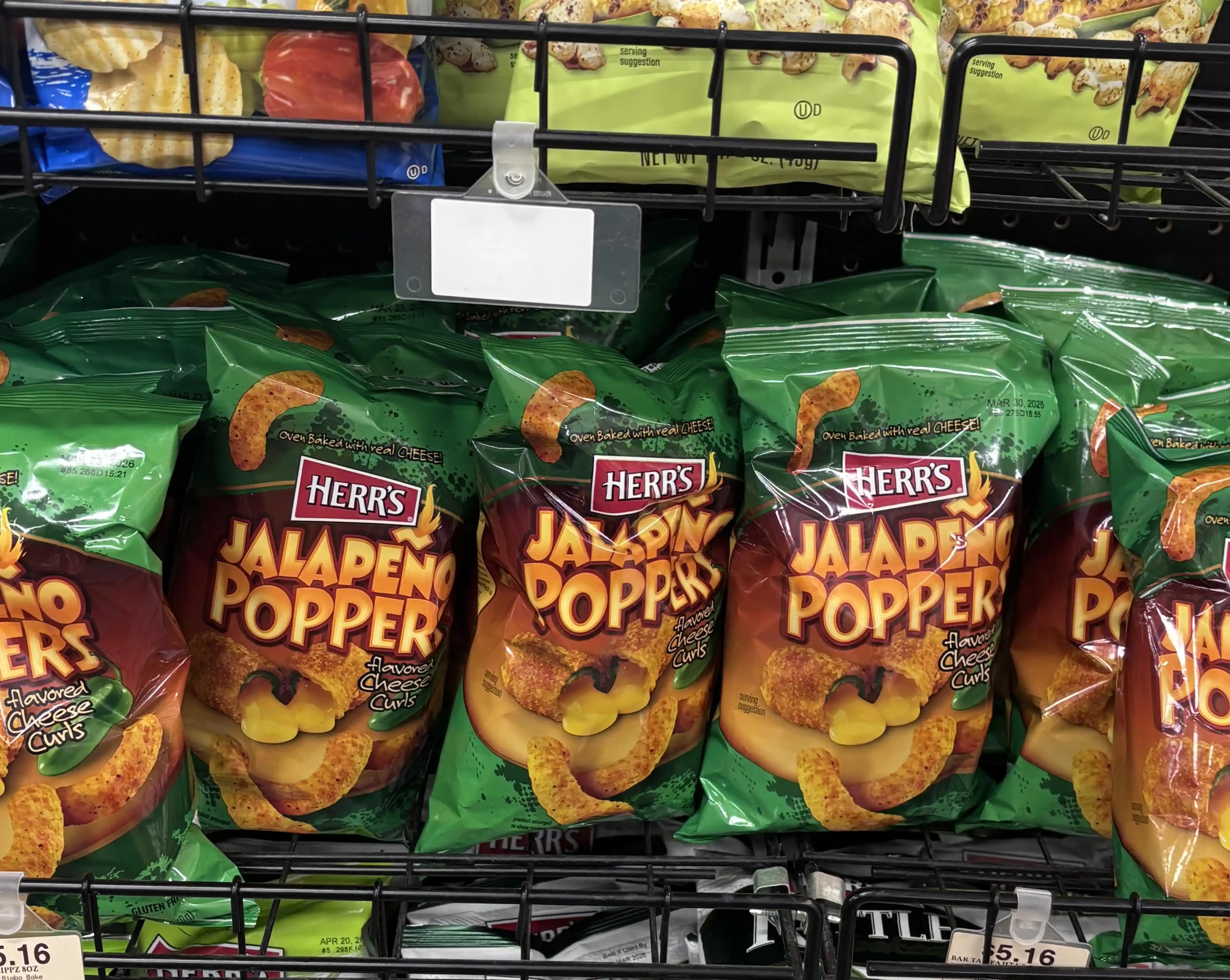 Herr's Cipsleri: Çeşitli Lezzetler ve Tüketici Deneyimleri Üzerine Analiz