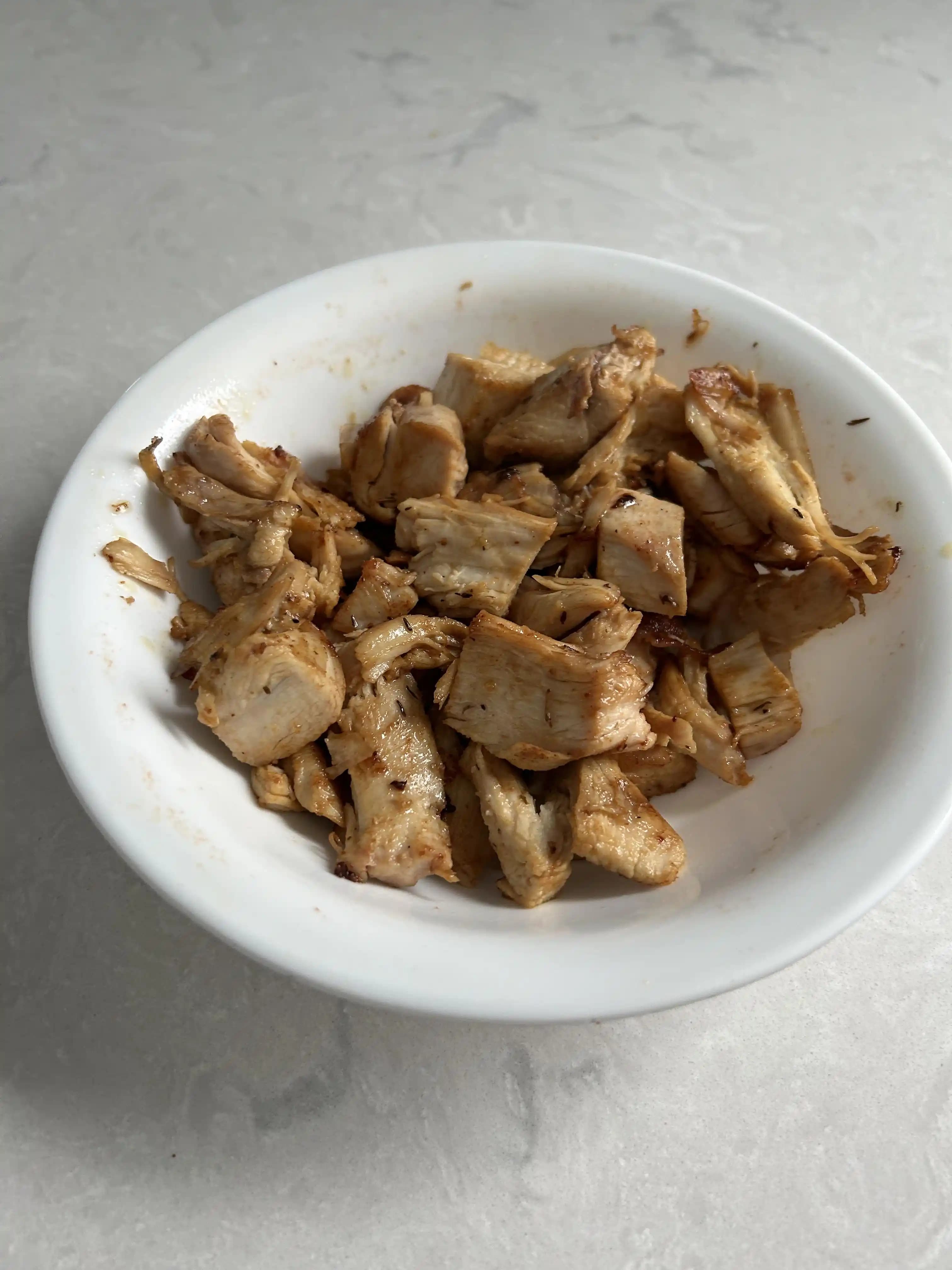 Küçük Hindi ve Kapon Alımı: Ekonomik Protein Kaynağı ve Saklama Yöntemleri