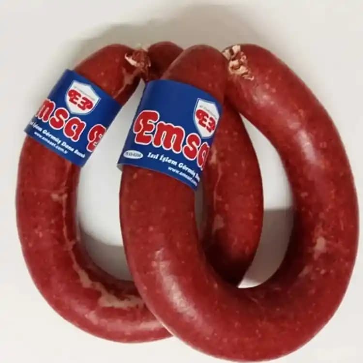 Afyon'un Geleneksel Dana Sucukları: Doğal ve Katkısız Üretimle Eşsiz Lezzet