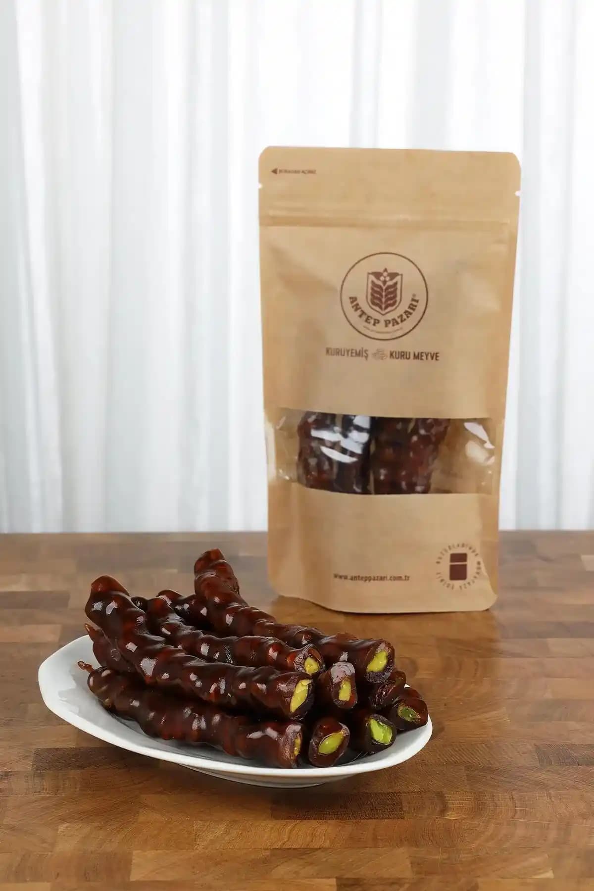 Antep Pazarı Sucukları: Geleneksel Lezzetin Günümüzdeki Yansıması ve Üretim Süreçleri