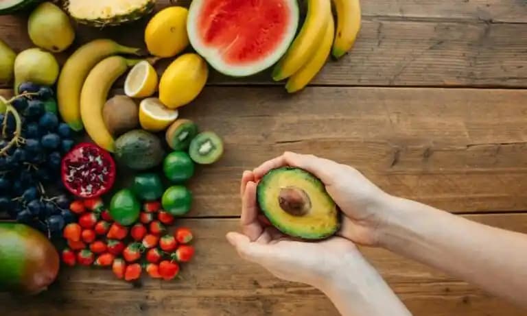 Antioksidan ve Magnezyum İçeren Meyveler: Sağlık Faydaları ve Diyet Önerileri