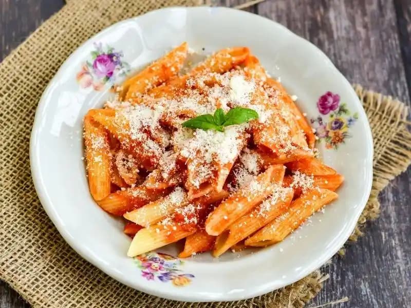 Bardak Makarna: Hızlı ve Pratik Yemekler İçin Modern Çözüm