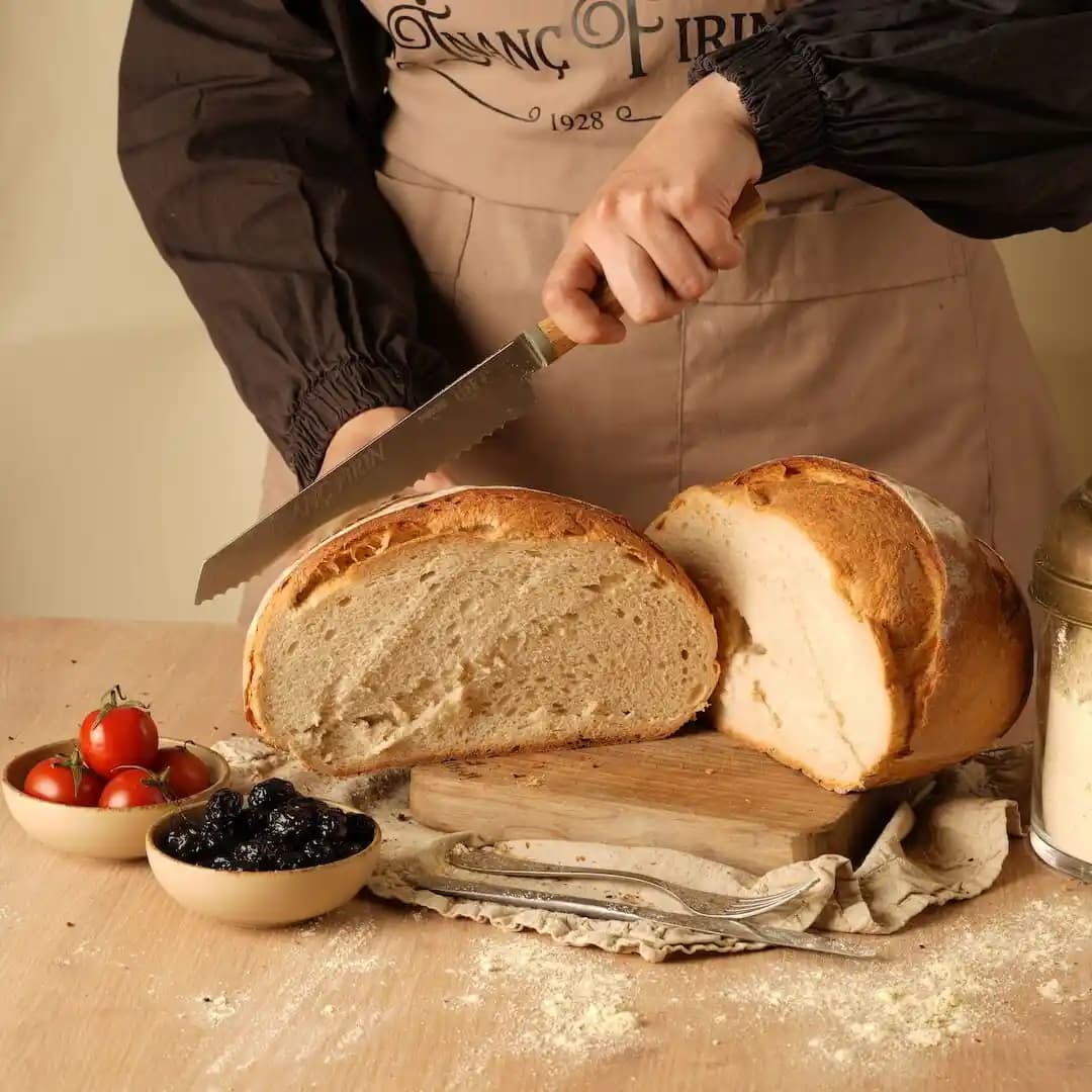 Doğal Ekşi Mayalı Köy Ekmeği: Geleneksel Tariflerle Sağlıklı ve Lezzetli Alternatif