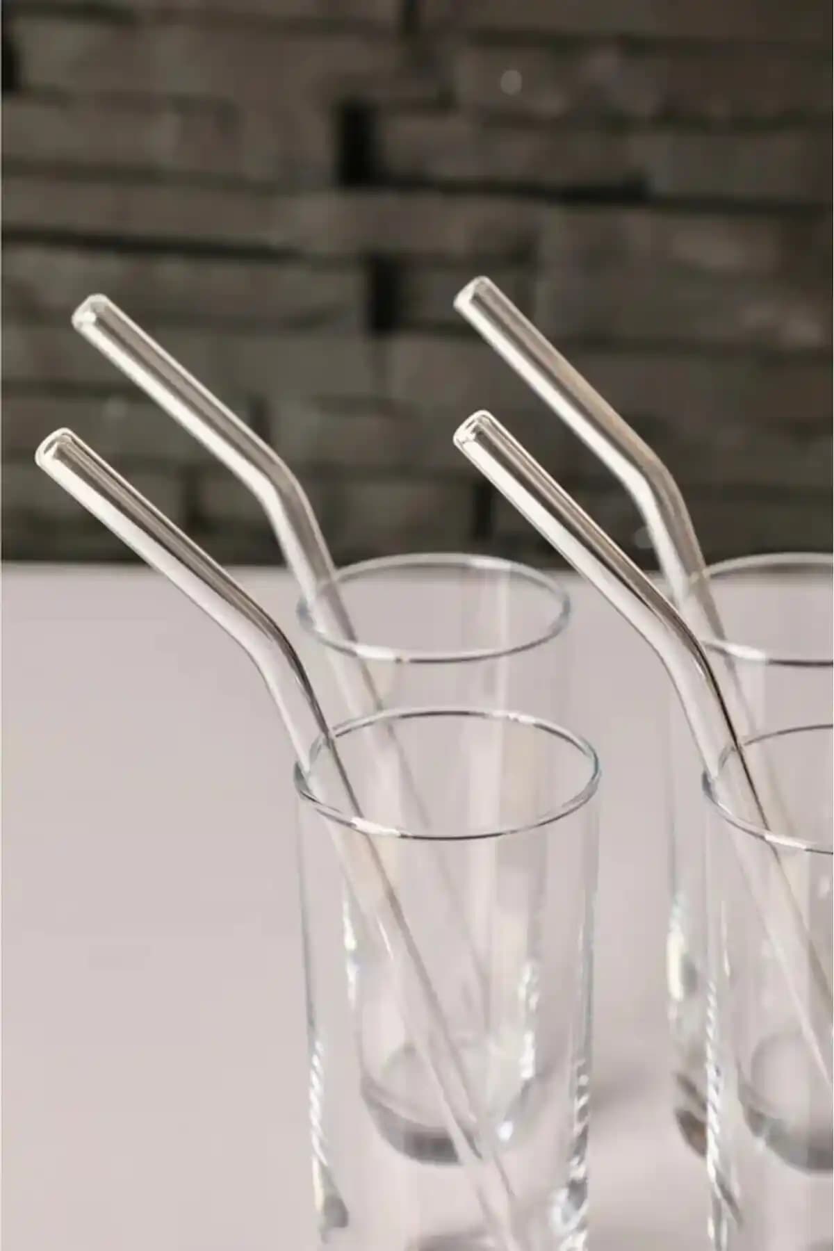 El Yapımı Şeffaf Cam Pipetlerin Özellikleri ve Kullanım Alanları