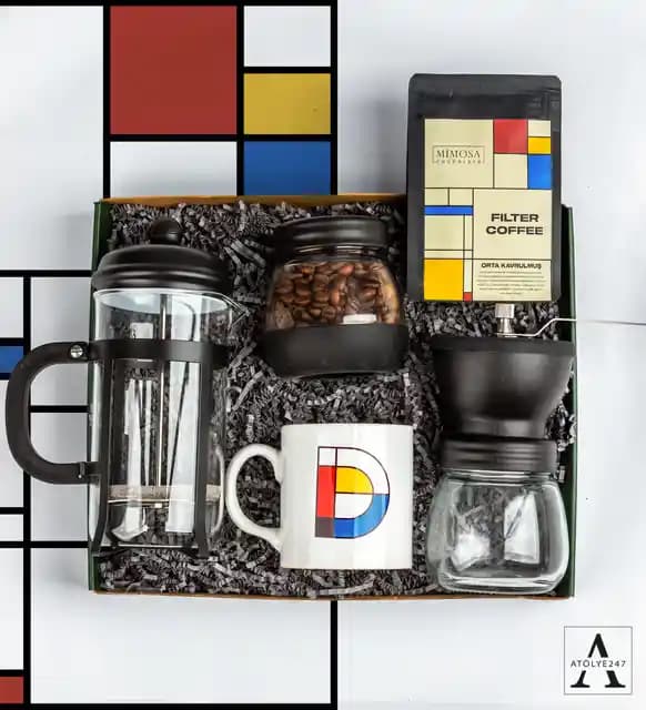 Filtre Kahve Hediye Setleri: Pratik ve Estetik Kahve Deneyimi Sunan Seçenekler