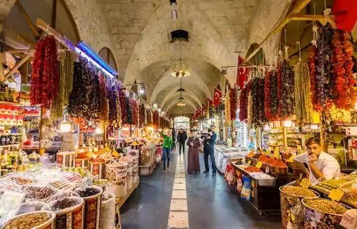 Gaziantep Pazarlarında Taze Nane Alışverişi ve Kullanım İpuçları