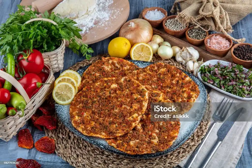 Geleneksel Türk Atıştırmalıklarının Günümüzdeki Yeri ve Önemi
