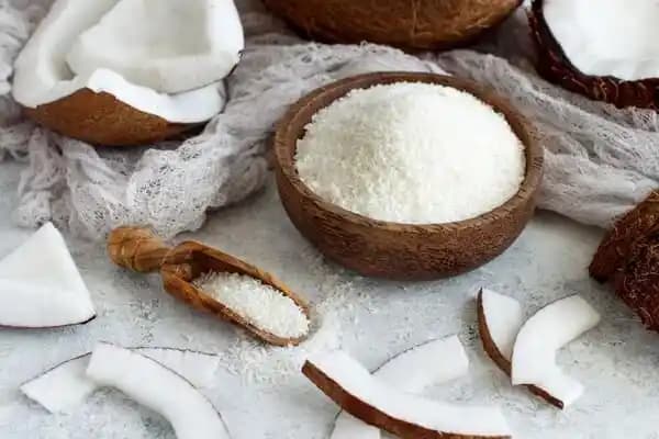 Hindistan Cevizi Ununun Sağlık Faydaları ve Doğal Tariflerde Kullanımı