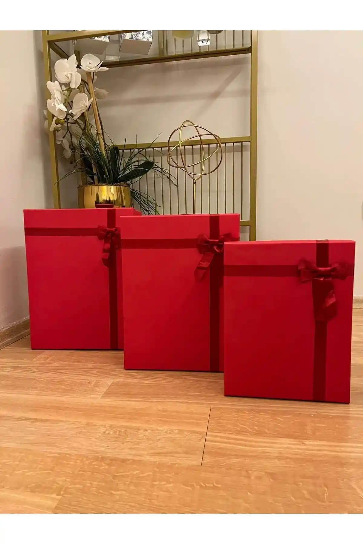 Kırmızı Gelin Bohçası ve Hediye Seçenekleri: Geleneksel ve Modern Detaylar