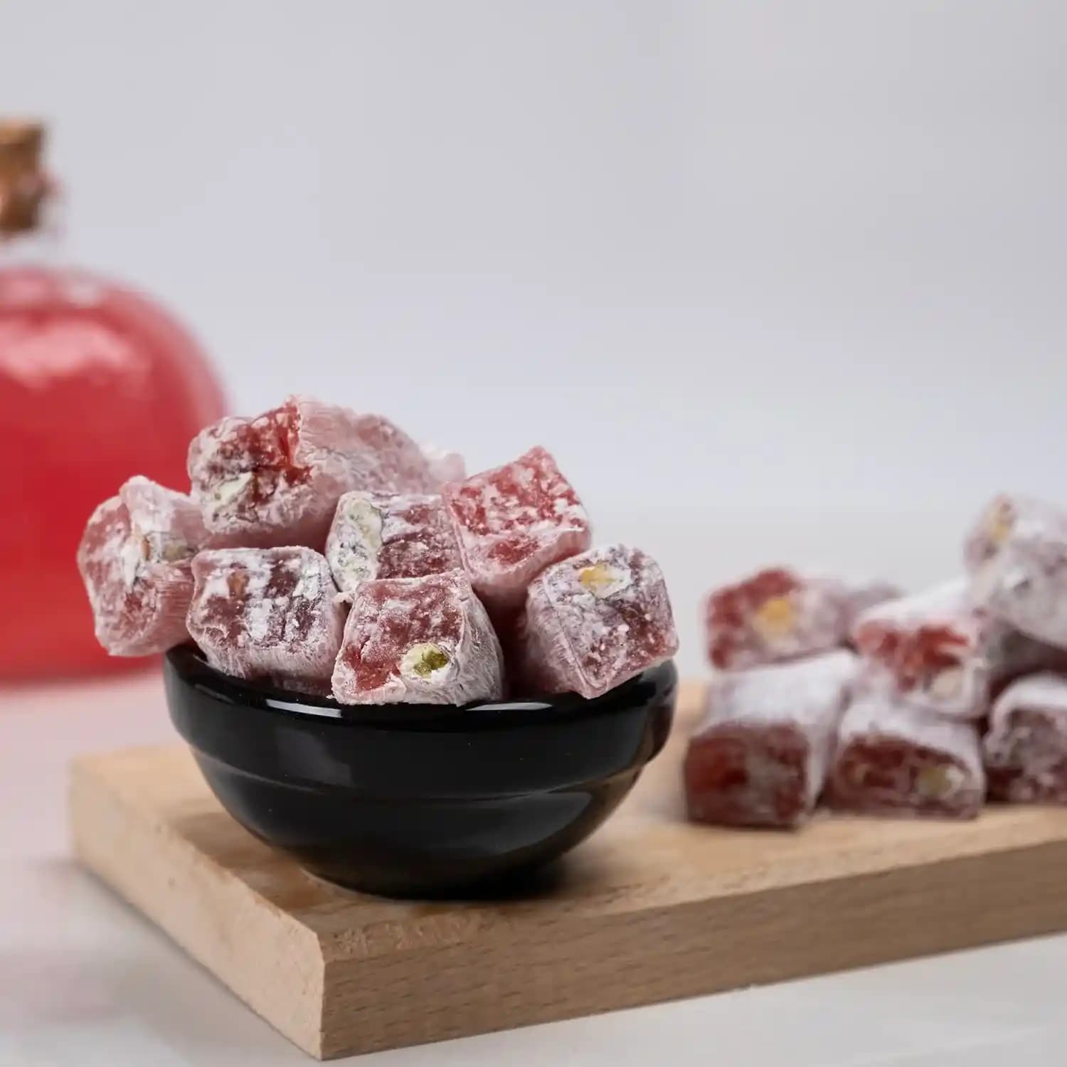 Lokumda Lezzet ve Sunum Uyumu: Geleneksel Tatlıların Estetik Sunumu