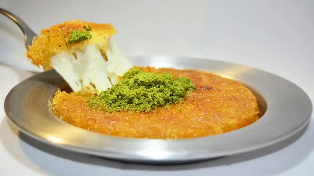 Migros'ta Geleneksel Künefe ve Tatlı Çeşitleri: Evde Yapım ve Satın Alma Seçenekleri