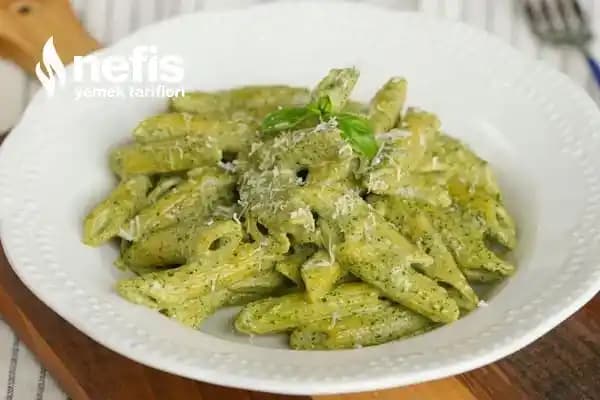 Pesto Soslu Kolay Makarnanın Tarifleri ve Pratik Hazırlama Yöntemleri