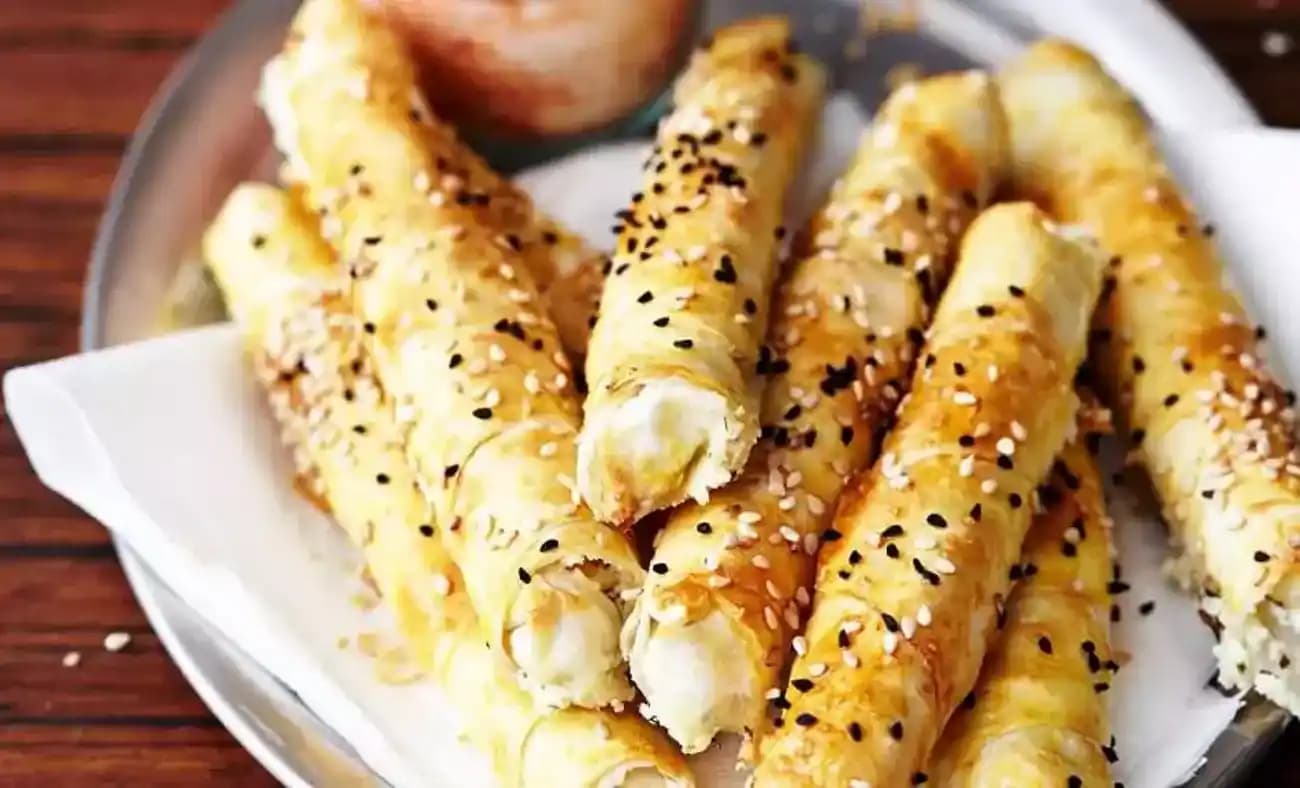 Pratik Peynirli Atıştırmalık Börek: Hızlı ve Lezzetli Tarifler