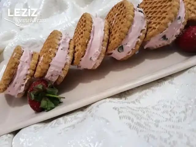 Pratik ve Lezzetli Dondurma Seçenekleri: Çeşitler, Sağlıklı Alternatifler ve Alırken Dikkat Edilmesi Gerekenler