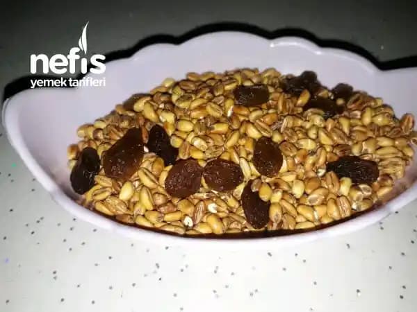 Sağlıklı Kuru Meyveler ve Kuruyemişler: Doğal ve Besleyici Alternatifler