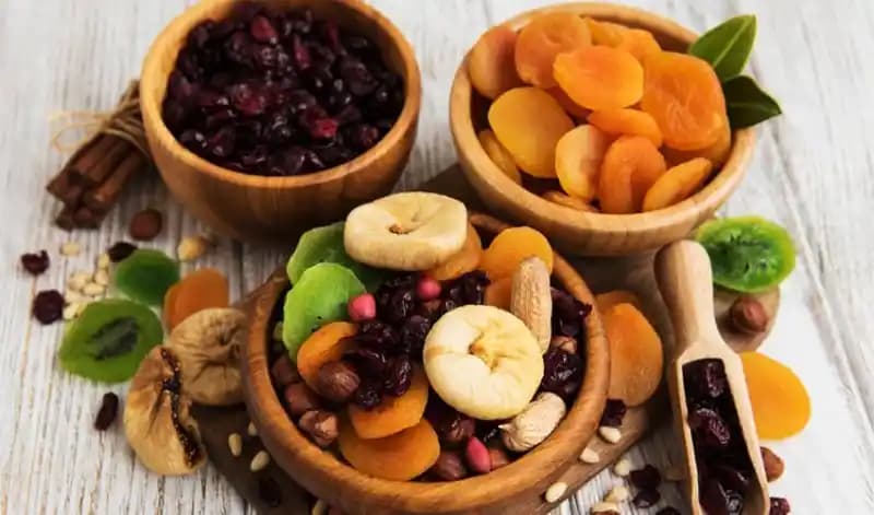 Sağlıklı ve Lezzetli Kuru Meyve Atıştırmalıkları: Doğal ve Besleyici Seçenekler
