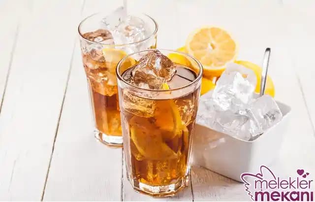 Sağlıklı ve Şekersiz Buzlu Çay Alternatifleri: Doğal ve Serinletici İçecekler