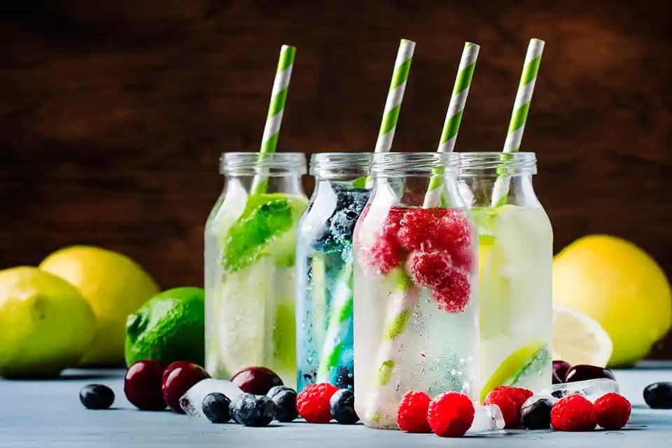 Sağlıklı Yaşam İçin Gazlı İçecek Alternatifleri ve Doğal İçecek Seçenekleri