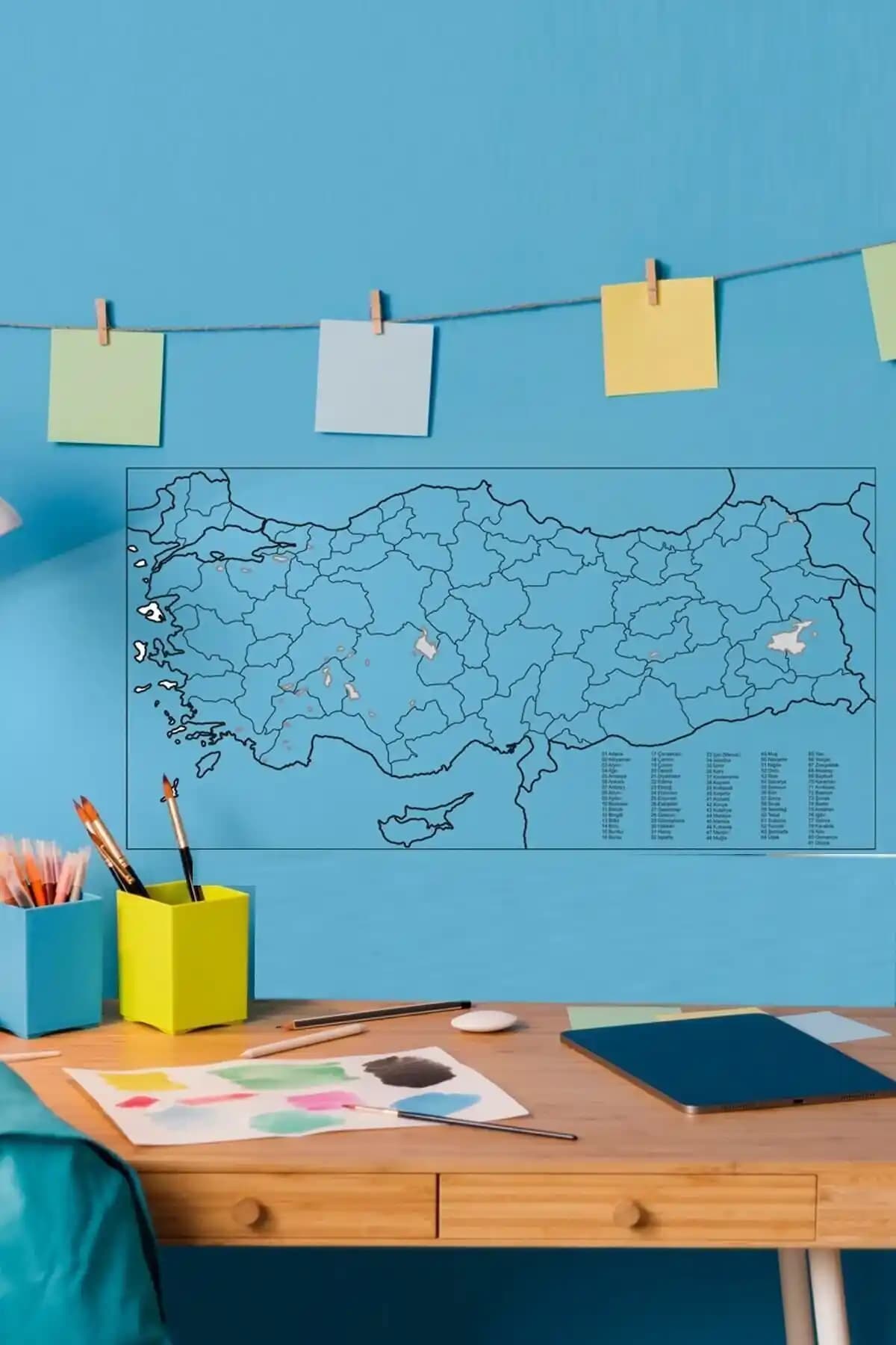 Yapışkanı Olmayan Not Tutucular: Güvenli ve Tekrar Kullanılabilir Çözüm