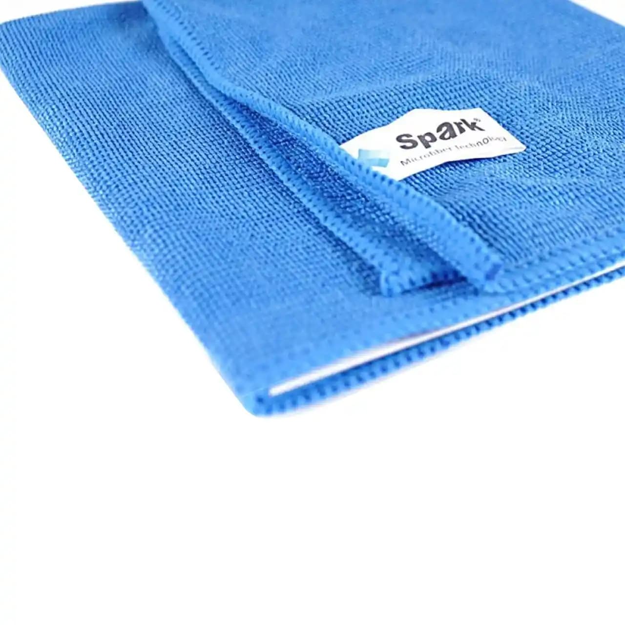 Yüksek Performanslı Mikrofiber Temizlik Bezleri: Günlük ve Profesyonel Kullanım İçin Rehber