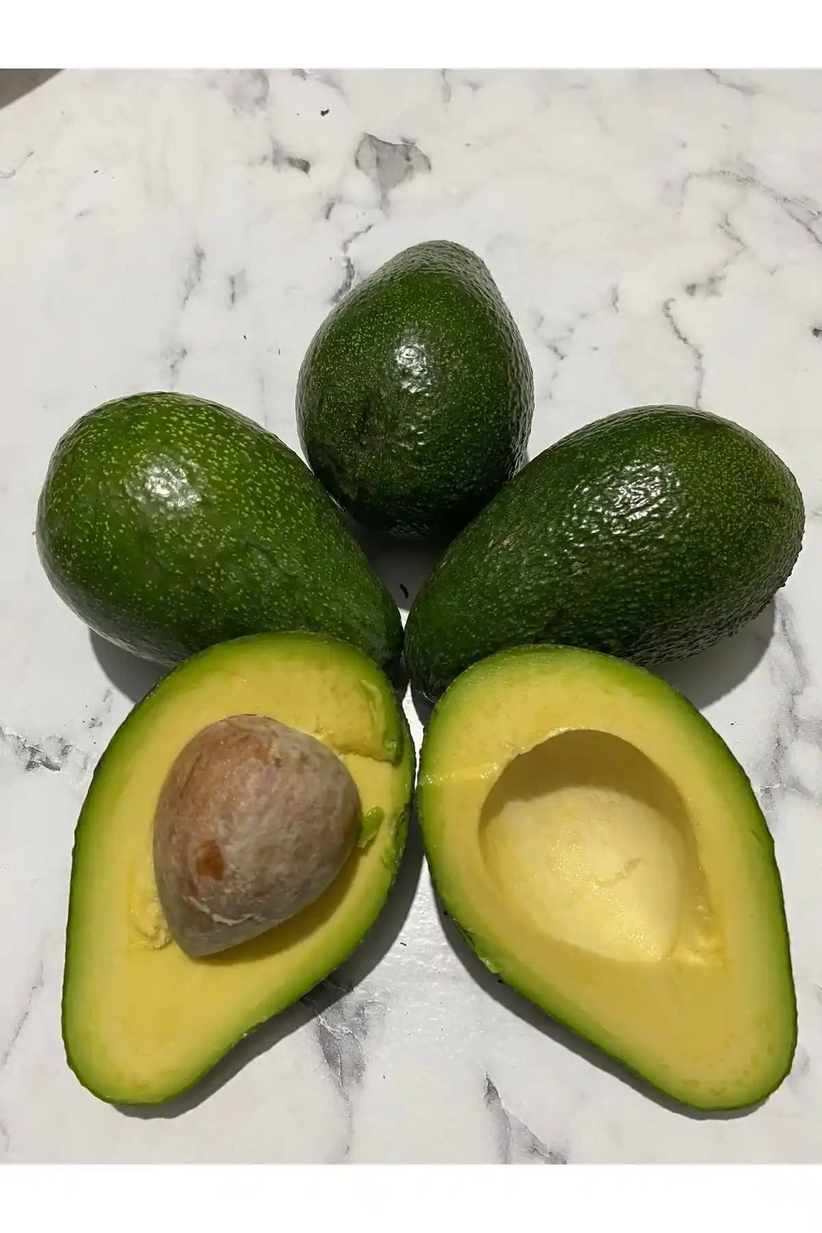 ANAMURMEYVECİM 2 Kg Orta Boy Taze Hasat Avokado - Doğal ve Besleyici Meyve