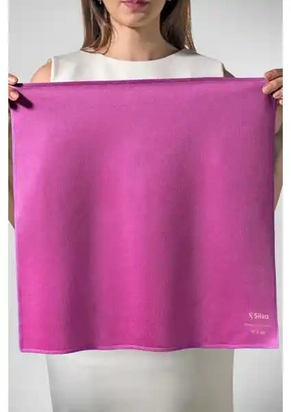 Silva Mikrofiber Cam Bezi Pembe ile Çiziksiz ve Deterjansız Cam Temizliği