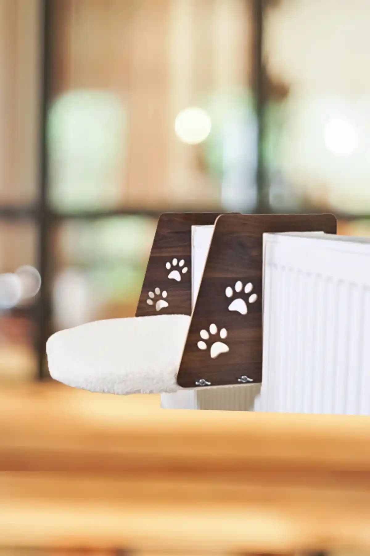 Yupp Kalorifer Petek Üstü Kedi ve Köpek Yatağı - Konforlu ve Dayanıklı Tasarım