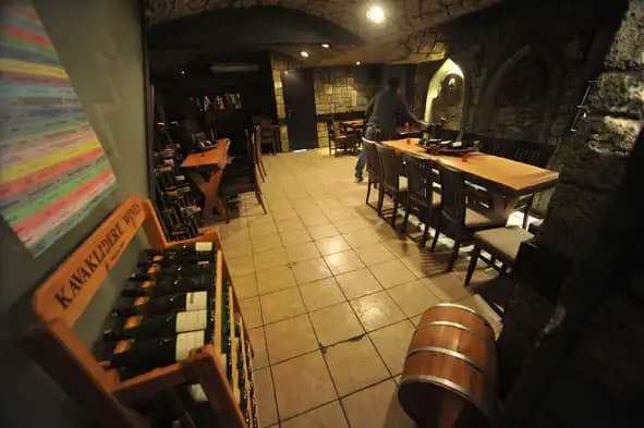 Ankara Şarap Kültüründe Modern Yaklaşımlar ve Yerel Üzüm Çeşitleri