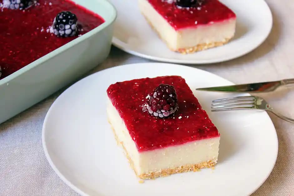 Frambuazlı Tatlı Tarifleri ve Sağlığa Faydalarıyla Yaz Aylarının Favorisi