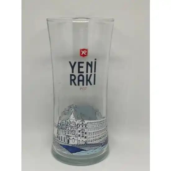 Kadıköy'de Rakı Kültürü: Geleneksel ve Modern Mekânlarda Unutulmaz Deneyimler