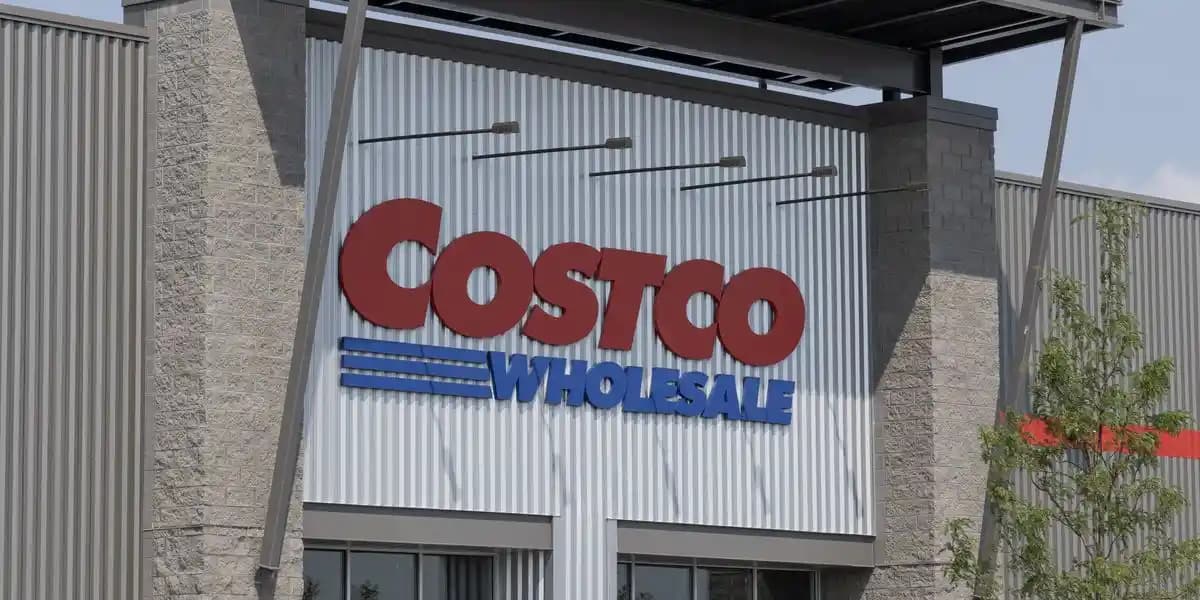 Lindt Advent Takvimi: Noel Hazırlıklarında Lezzetli ve Şık Bir Seçenek