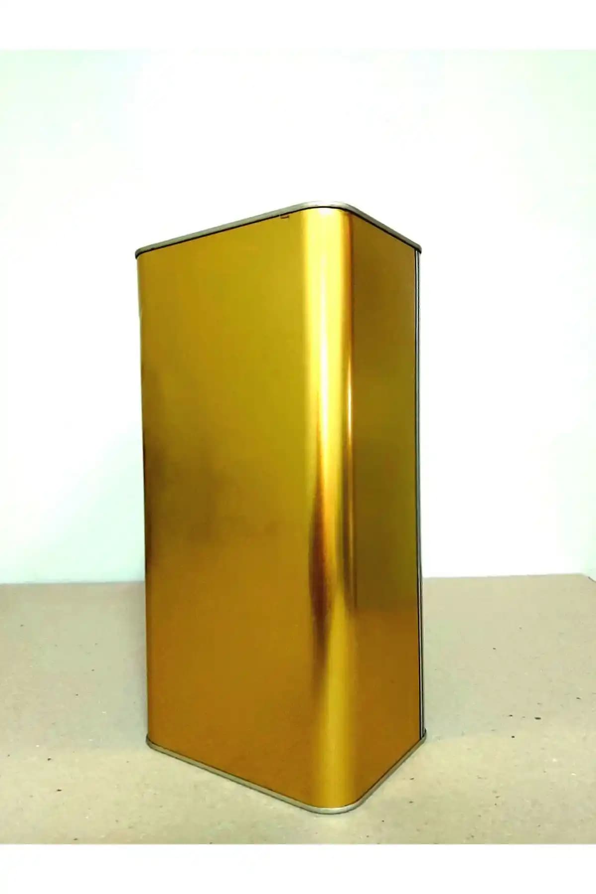 Marketlerde Sıvı Yağ ve Boş Tenekelerin Ekonomik ve Çevresel Önemi